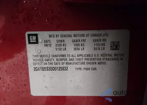 2013 Cadillac Xts Platinum z USA, uszkodzony, nr VIN 2G61U5S35D9125832